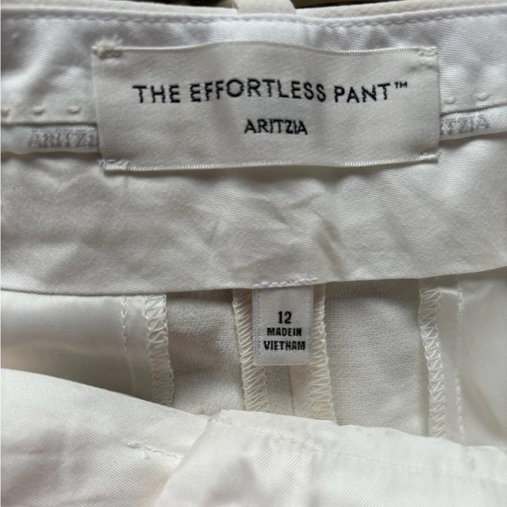 Aritzia The Effortless Pant Cropped CruiseLinen 12‎ workwear minimalist holiday